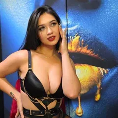 Amy Hopkins Amy Hopkins