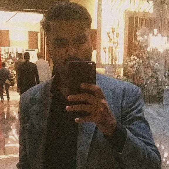 Zuraiz Khan1